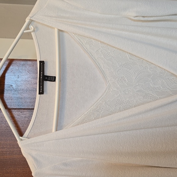 White House Black Market Cream Long Sleeve Wrap Blouse - Picture 2 of 3